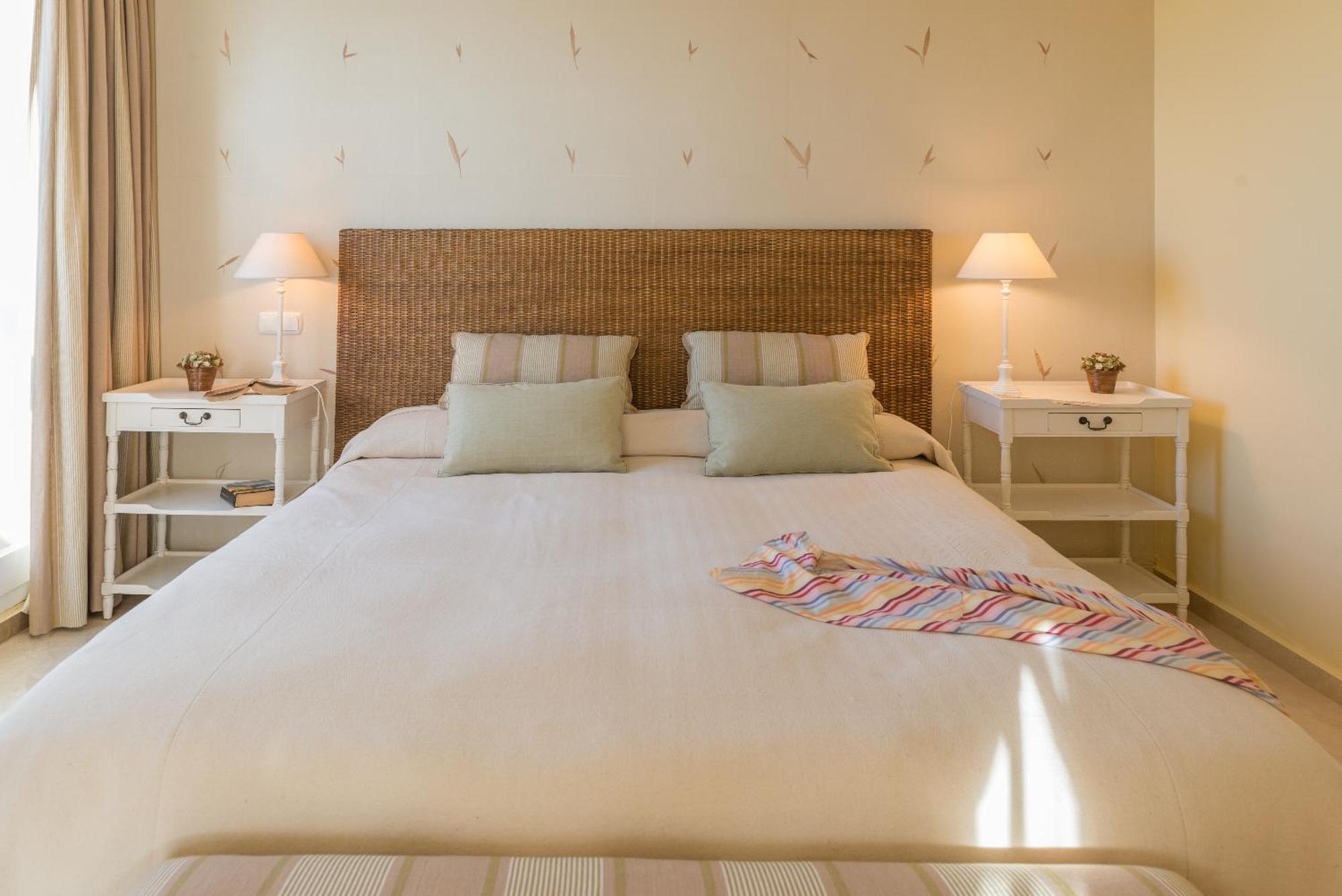 Resort Villas Andalucia Benalup - Casas Viejas Habitación foto